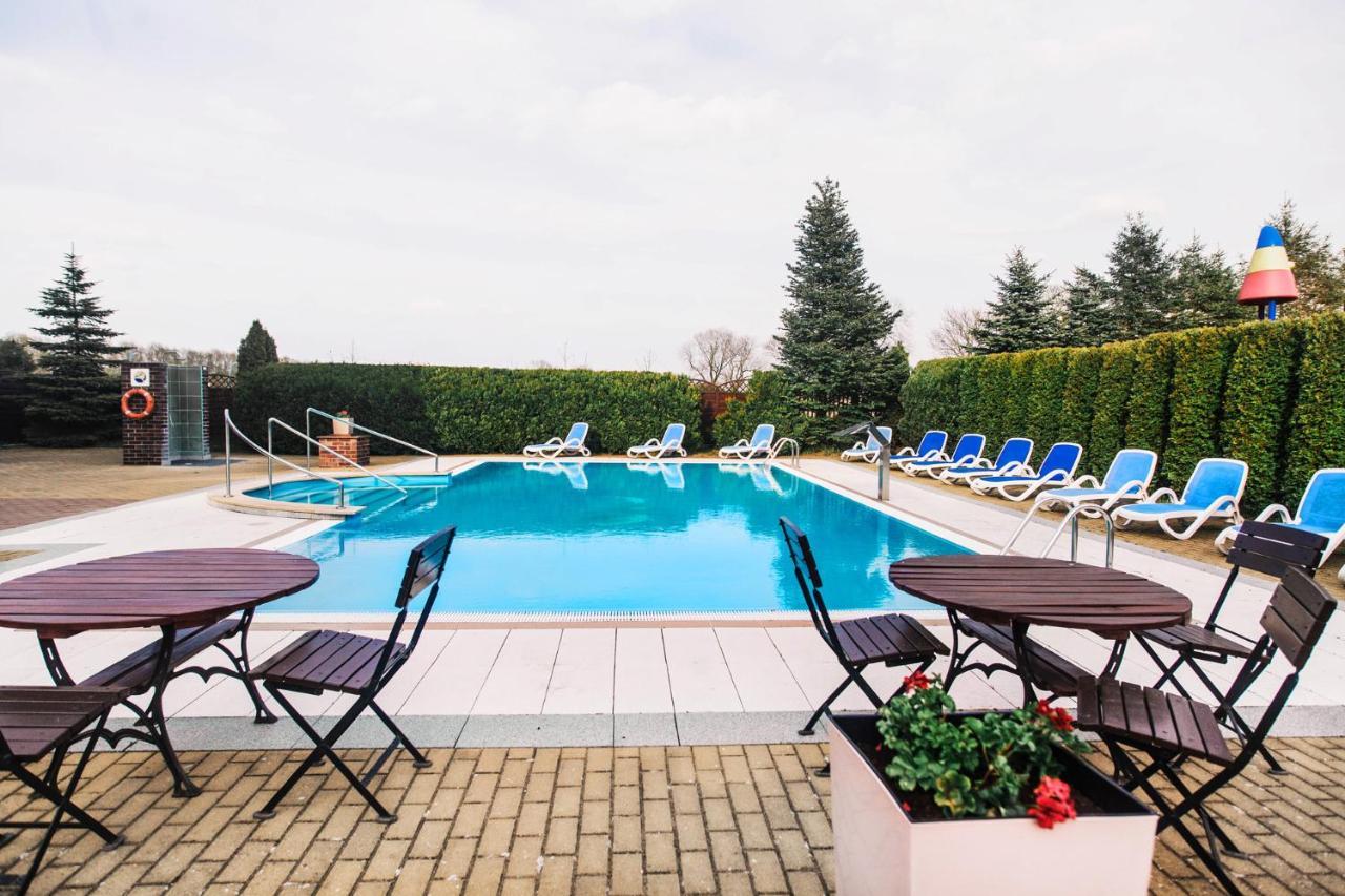 Dw Airen Hotel Trzęsacz Kültér fotó